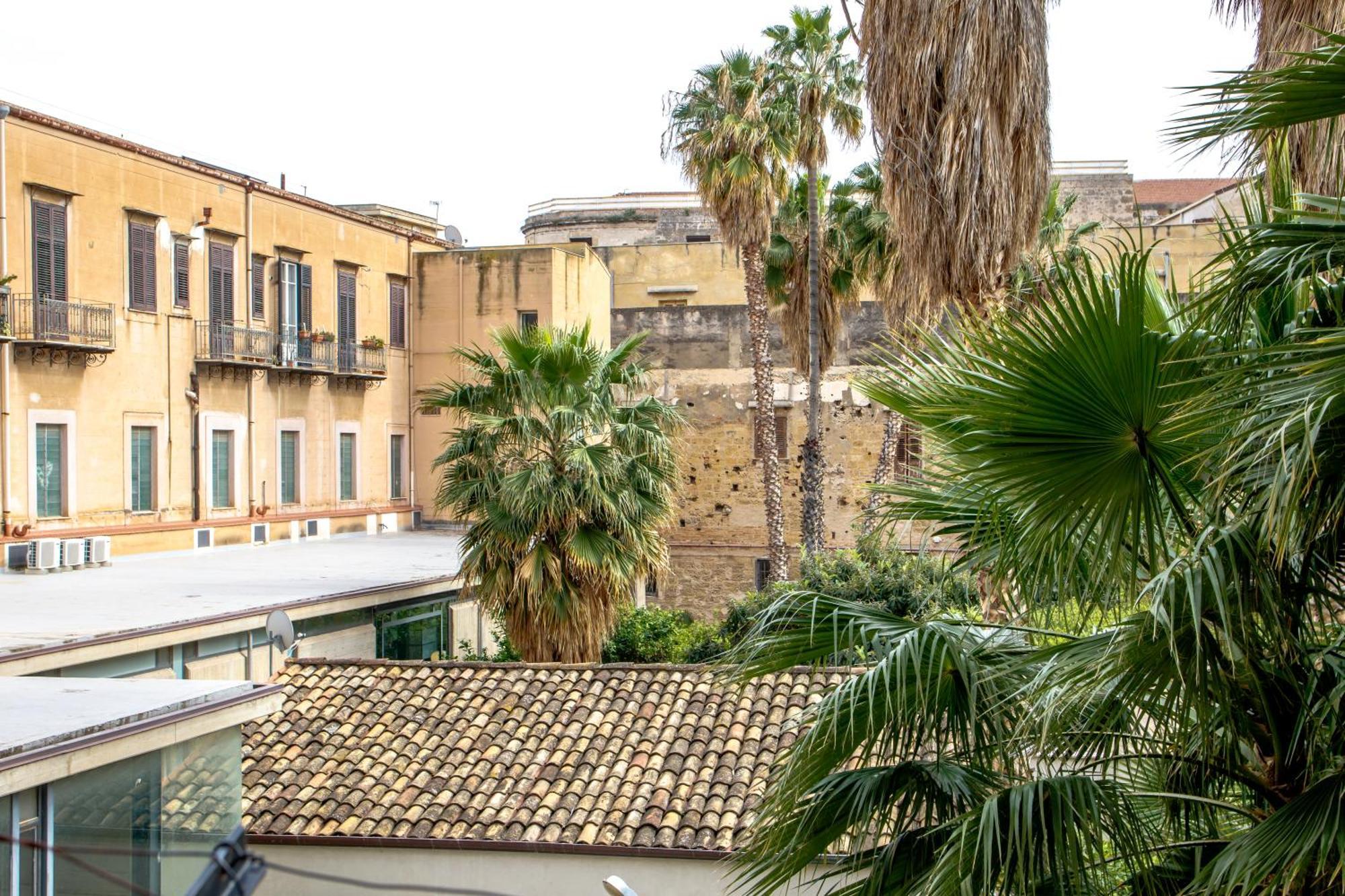 Valverde Home, Palermo